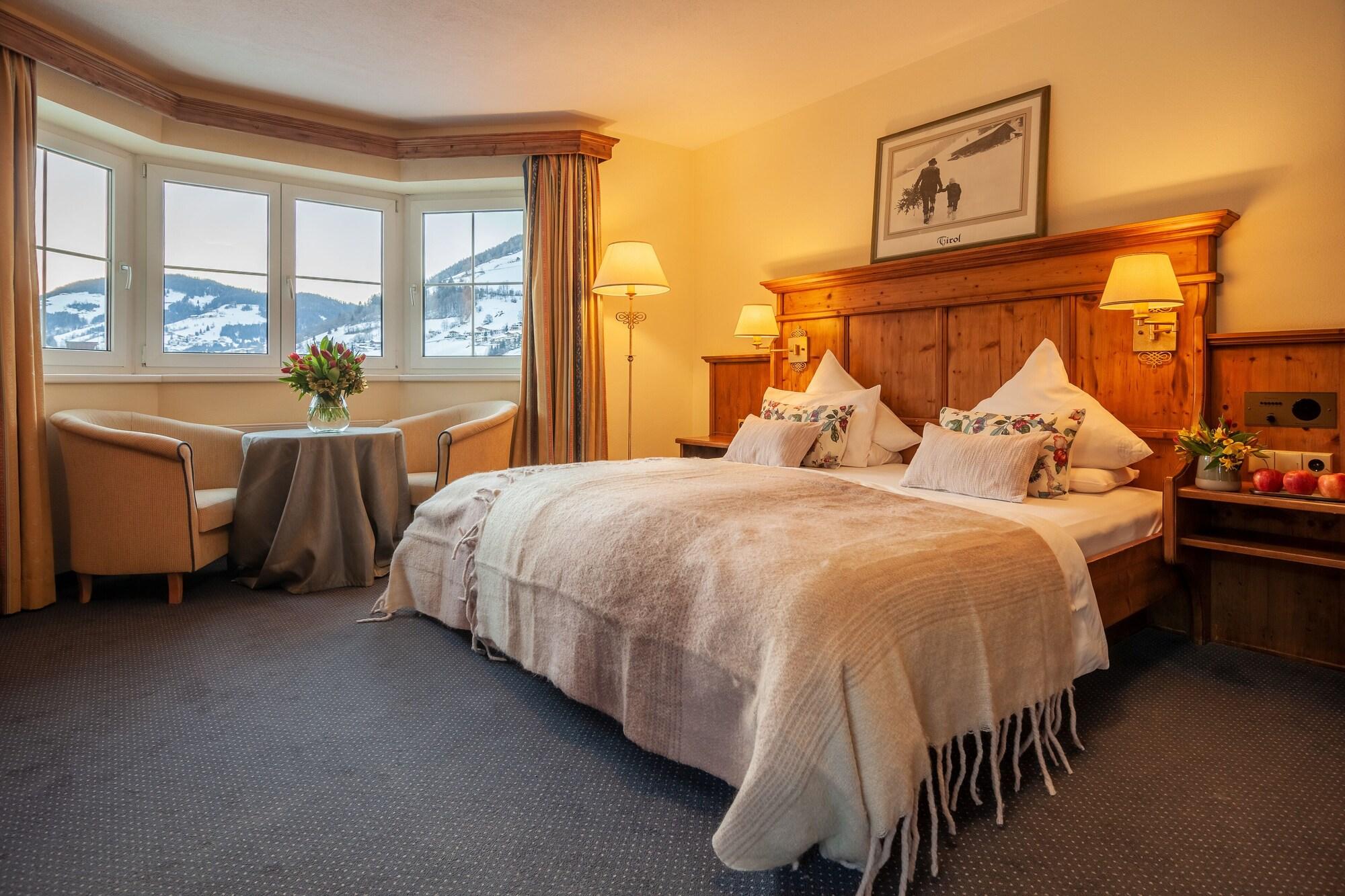 Sonnschein Hotel 4*