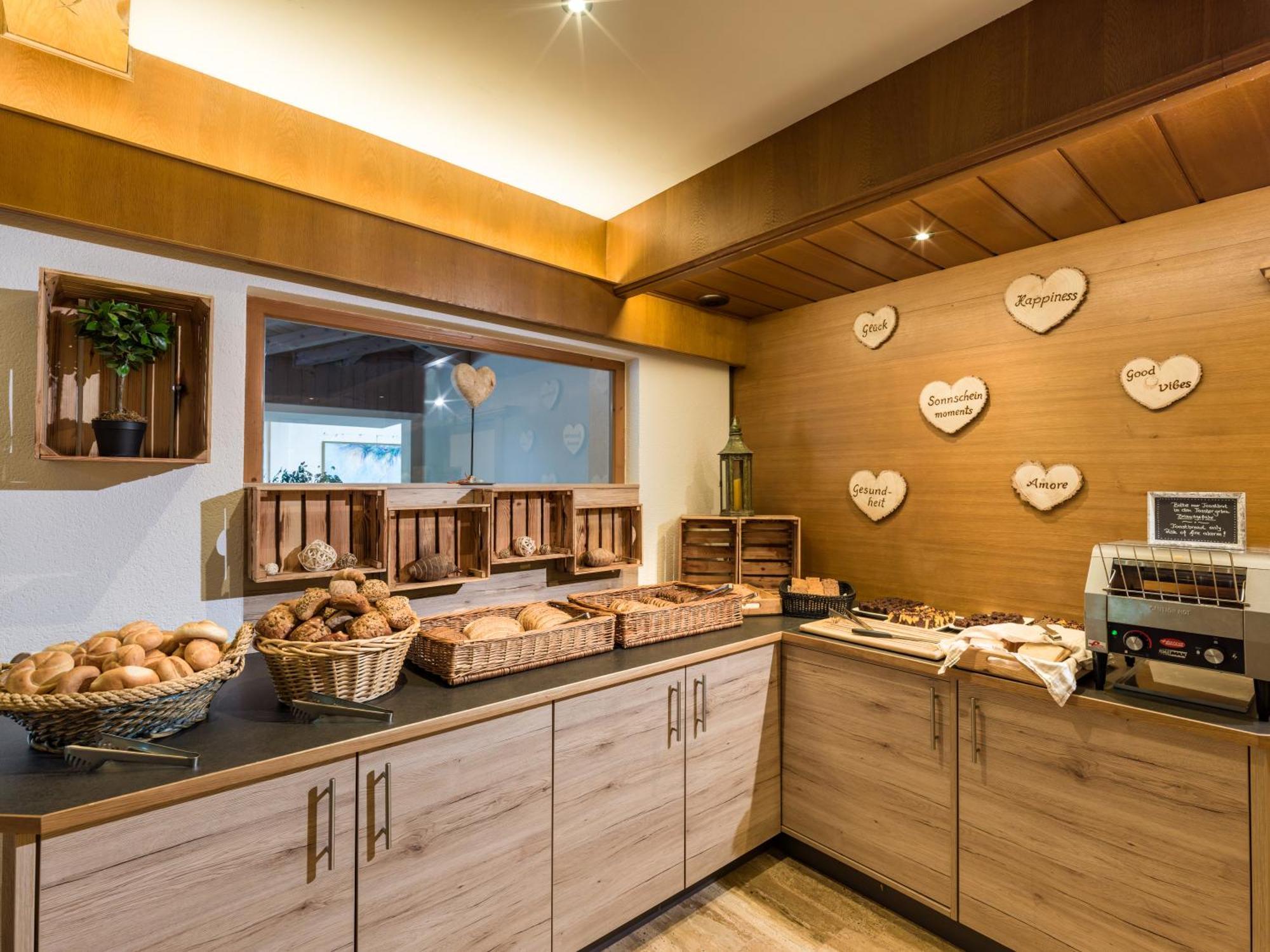 Sonnschein Hotel 4*